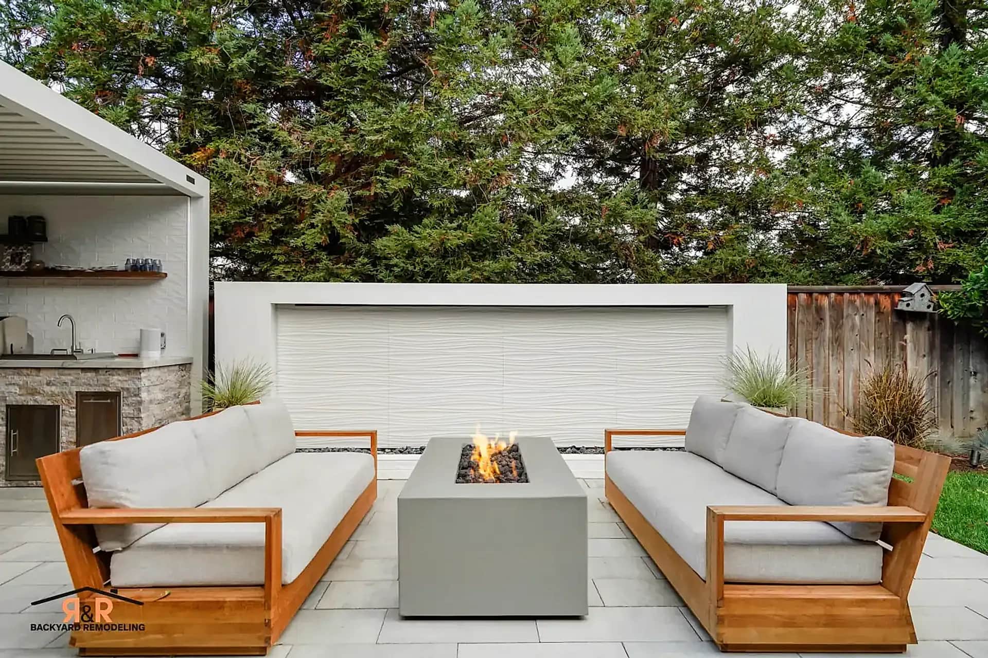 Backyard oasis built by R&R Backyard Remodeling